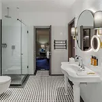 Moevenpick Hotell *